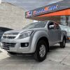camioneta-chevrolet-luv-dmax-d-max-crdi-full-ls-4x4-2017-3.0-doble-cabina-cd-diesel-tm-manual-plateado-full-equipo-mandos-de-audio-al-volante-pantalla-camara-de-retro-faros-led-4-vidrios-y-retrovisores-electricos-halogenos-airbags-aire-acondicionado-retrovisores-cromados-abatibles-con-direccionales