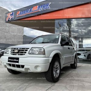 chevrolet-suv-todo-terreno-gasolina-4x2-tm-manual-blanco-2015-full-equipo-aire-acondicionado-airbags-aros-parrilla-pantalla-camara-de-retro-5-puertas-llantas-nuevas-4-vidrios-y-retrovisores-electricos-frenos-de-disco-delanteros-alarma-bloqueo-central-chevy