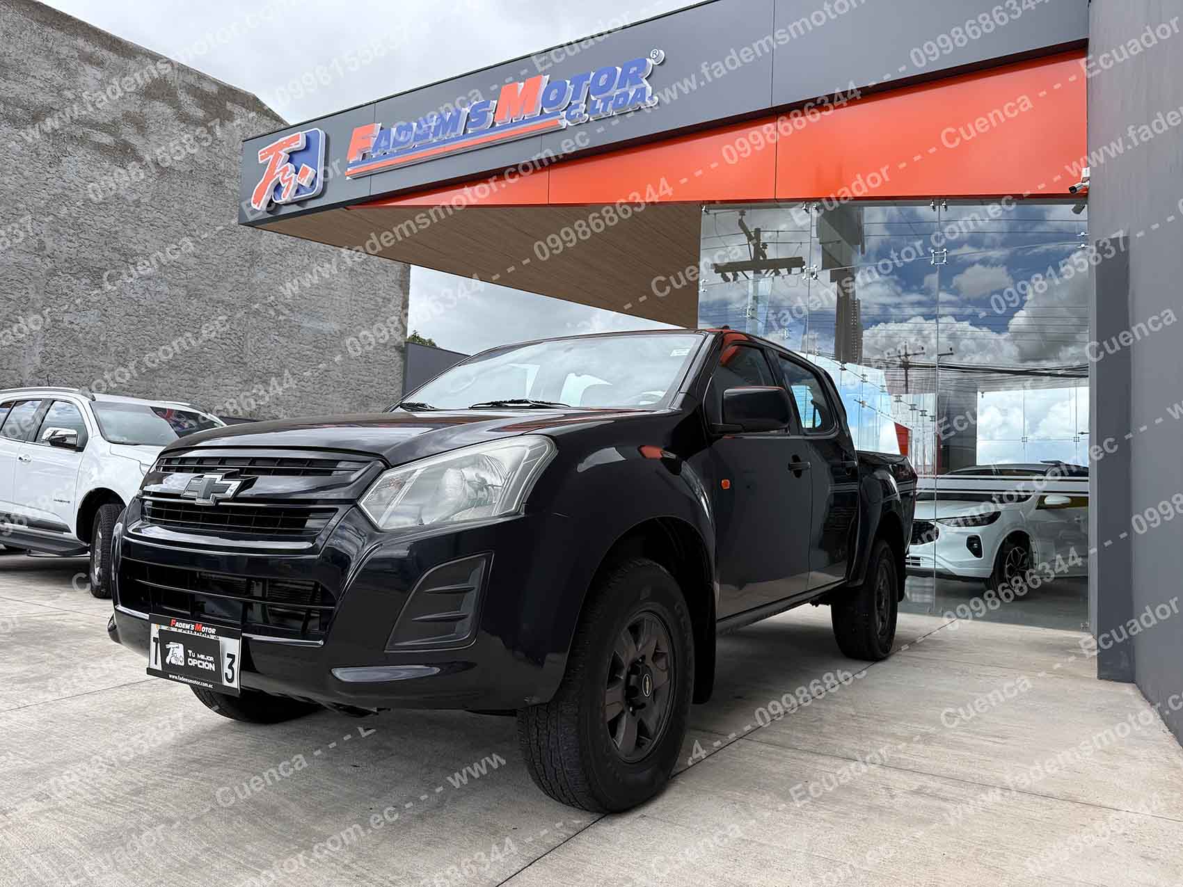 chevrolet-dmax-d-max-camioneta-pickup-4x4-diesel-tm-manual-doble-cabina-cd-2019-negro-aire-acondicionado-aros-deportivos-chevrolet-pantalla-usb-aux-airbags-frenos-de-disco-abs-4-vidrios-electricos-chevy-alarma-bloqueo-central-full-camara-de-retro