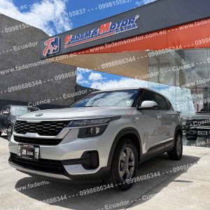 kia-seltos-lx-1.6-full-tm-manual-crossover-suv-6-velocidades-aire-acondicionado-bizona-cuero-aros-deportivos-kia-faros-led-aleron-control-de-estabilidad-mandos-de-audio-al-volante-pantalla-camara-de-retro-bloqueo-central-alarma-airbags-2022-plateado