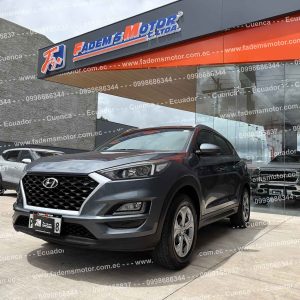 hyundai-tucson-tl-suv-4x2-gasolina-todo-terreno-tm-manual-plomo-2019-coreano-parrilla-halogenos-faros-led-con-regulador-de-altura-6-velocidades-pantalla-camara-de-retro-mandos-de-audio-al-volante-4-vidrios-y-retrovisores-electricos-4-frenos-de-disco-ventilados-abs-airbags-aire-acondicionado-bizona-aleron