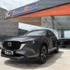 mazda-todo-terreno-suv-gasolina-ta-automatico-cx5-cx-5-full-equipo-core-2024-plomo-aros-deportivos-mazda-aleron-doble-toma-de-escape-sensores-de-parqueo-pantalla-camara-de-retro-asientos-de-cuero-control-de-estabilidad-anti-derrape-mandos-de-audio-y-velocidad-al-volante-freno-de-mano-electronico-airbags-modos-de-manejo-aire-acondicionado-bizona-retrovisores-abatibles-r19-doble-caja-tiptronic-skyactive-g-autohold-boton-de-encendido-carplay-android-auto-2-llaves-2.0-velocidad-crucero