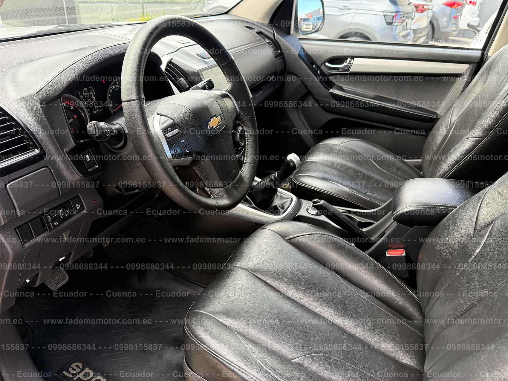 Chevrolet D-Max CRDI Premier 2.5 4x4 - Imagen 8